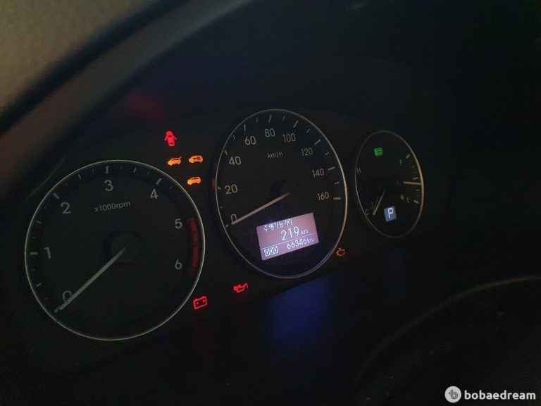 Автодом ван-кон Grand Starex 4WD 2.5 дизель 21 04 66,346 km дизель, фото 6