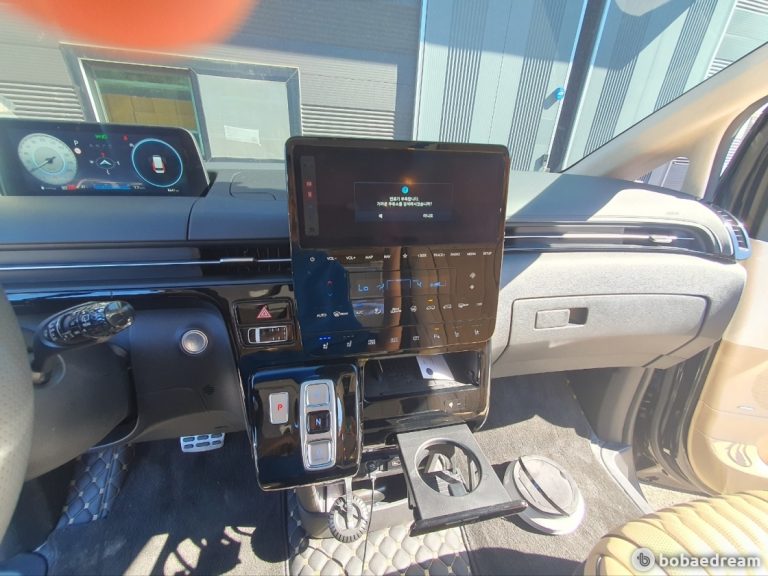 Автодом ван-кон Staria 2.2 дизель 23 05 8,641 km дизель, фото 7