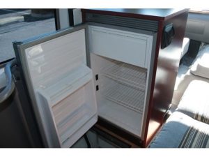 Автодом автобус-кон Kosuta Nuts RV Okurando FF отопление холодильник, фото 7