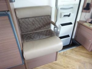 Автодом кабина-кон Jiyapan CRC Robinson 771 FF Hita Oningu, фото 8