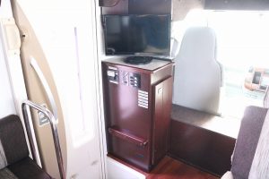 Автодом кабина-кон Kamroad Nuts RV Kureson FF Hita 4WD, фото 9