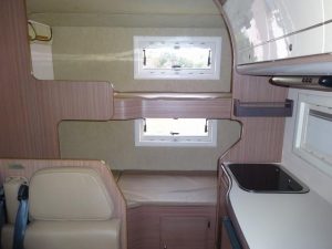 Автодом кабина-кон Jiyapan CRC Robinson 771 FF Hita Oningu, фото 9