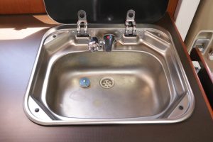 Автодом кабина-кон Kamroad Nuts RV Kurea 5.0XX FF Hita холодильник, фото 11