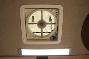 Автодом кабина-кон Kamroad Nuts RV Kurea 5.3W Ebo бытовойAC FF, фото 13