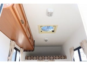 Автодом лёгкий кемпер Sanba Misuteiku J Kiyabinmini 4WD, фото 14