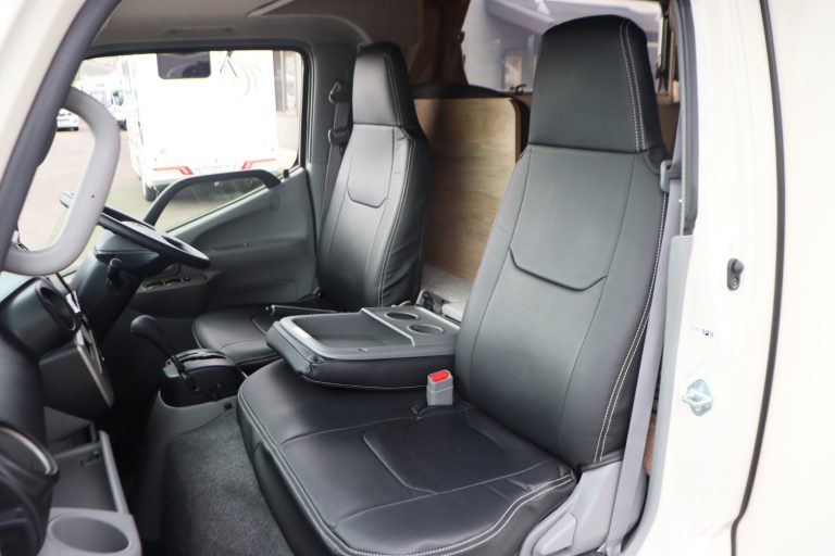 Автодом кабина-кон Kamroad Nuts RV Kurea 5.3X Eboriyushiyon, фото 14
