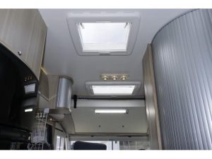 Автодом автобус-кон Deyukato Adoria Sonikuakusesu I600SCT, фото 15