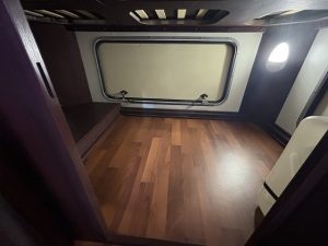Автодом кабина-кон Nuts RV Kurea 5.3X Eboriyushiyon бытовойAC 4WD, фото 19