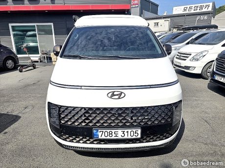 Автодом ван-кон Staria 4WD 2.2 дизель кемпер 4 23 04 43,928 km дизель