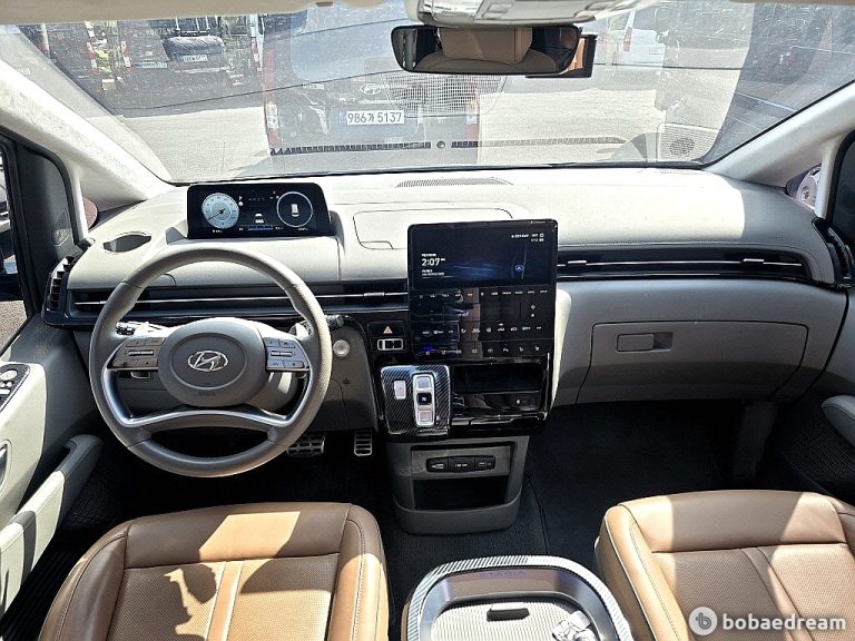 Автодом ван-кон Staria 4WD 2.2 дизель кемпер 4 23 04 43,928 km дизель, фото 4