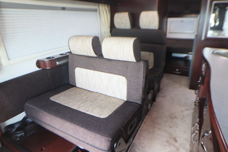 Автодом автобус-кон Kosuta Nuts RV Bodabankusu, фото 4