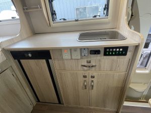 Автодом кабина-кон Kamroad Nuts RV Kuresonjiyani 4WD, фото 5