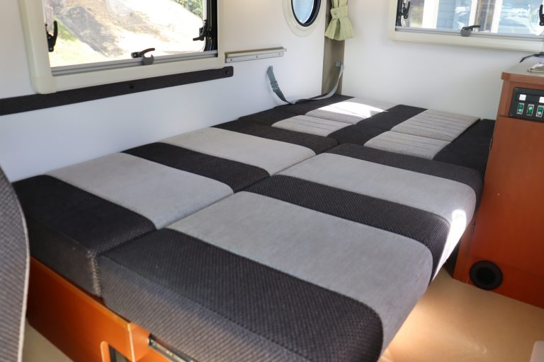 Автодом лёгкий кемпер Hijet Indeiana RV Indei 727, фото 8