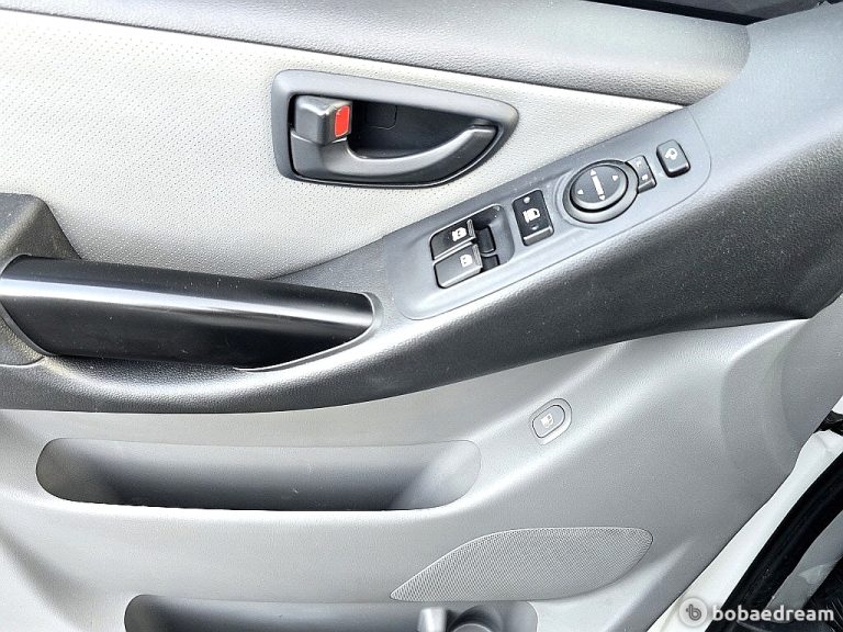 Автодом ван-кон Grand Starex 2.5 дизель 2WD 19 06 85,313 km дизель, фото 11