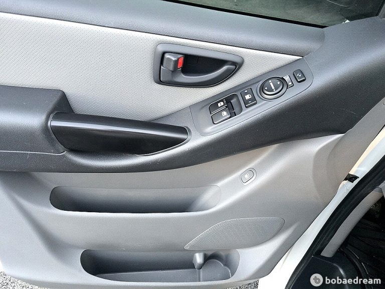 Автодом ван-кон Grand Starex 2.5 дизель 2WD 20 07 68,942 km дизель, фото 11