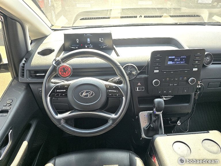 Автодом ван-кон Staria 2.2 дизель 2WD 22 08 52,182 km дизель, фото 12