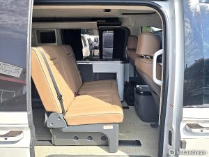 Автодом ван-кон Staria 4WD 2.2 дизель кемпер 4 23 04 43,928 km дизель, фото 16