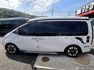 Автодом ван-кон Staria 4WD 2.2 дизель кемпер 4 23 04 43,928 km дизель, фото 29